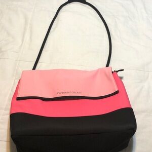 Victoria’s Secret Cooler Bag 🏖